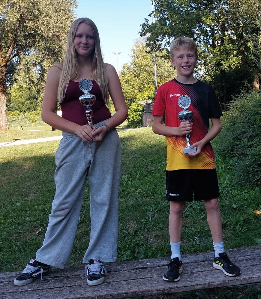 Anna Todorovic und Ben Kastner sicherten sich den Gesamtsieg bei den Mädchen bzw. bei den Jungs.